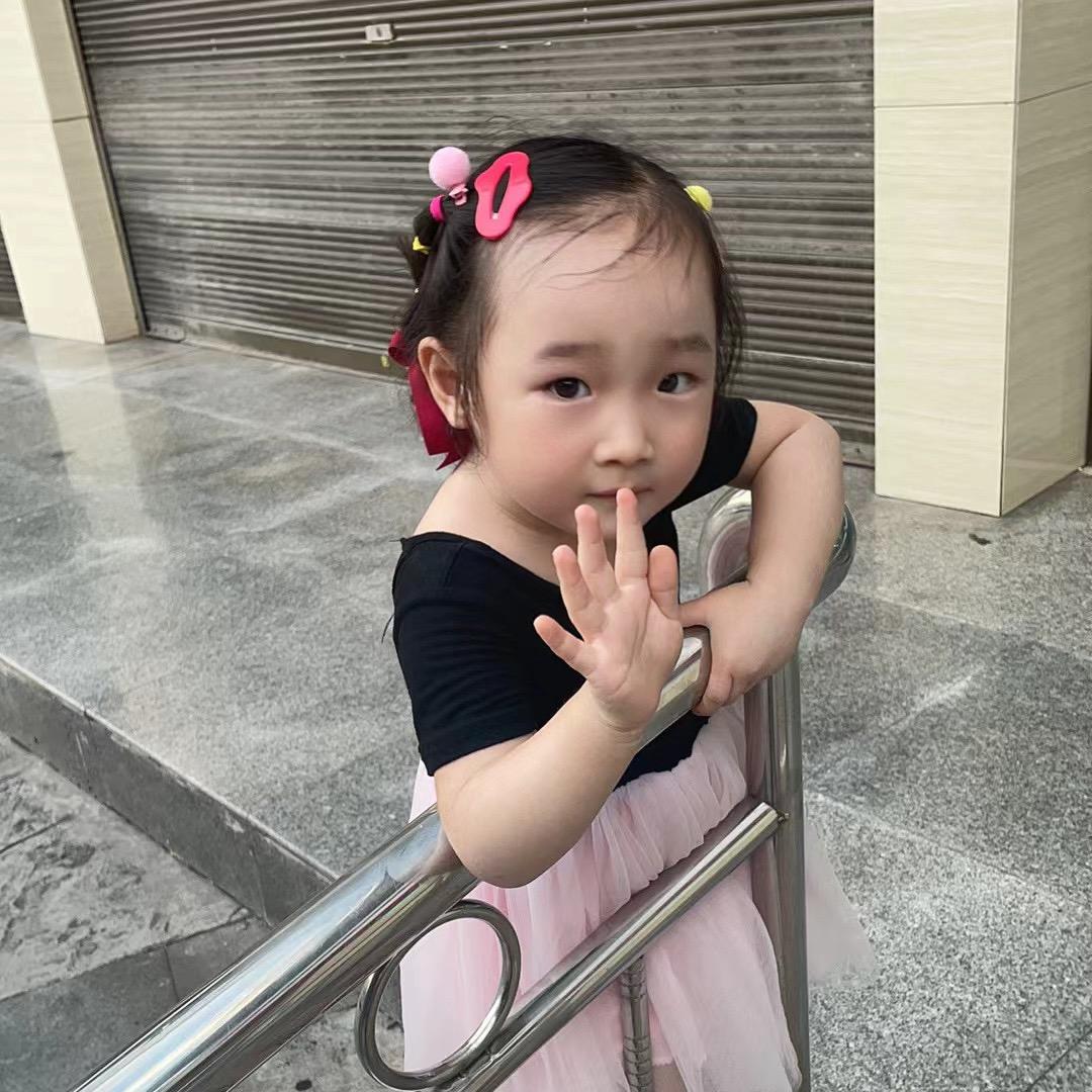 曲琦小饼干