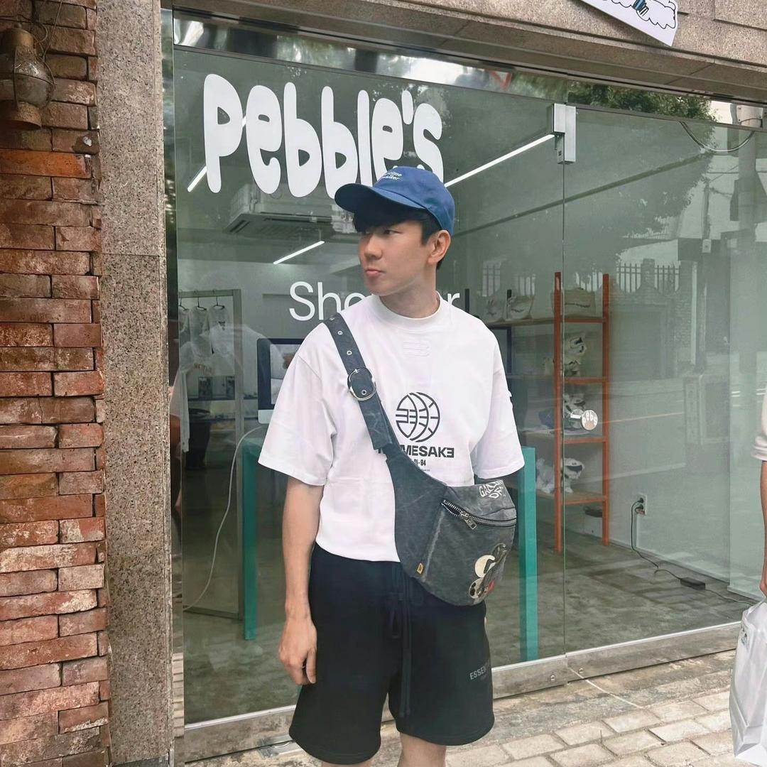 伟大的渺小💜