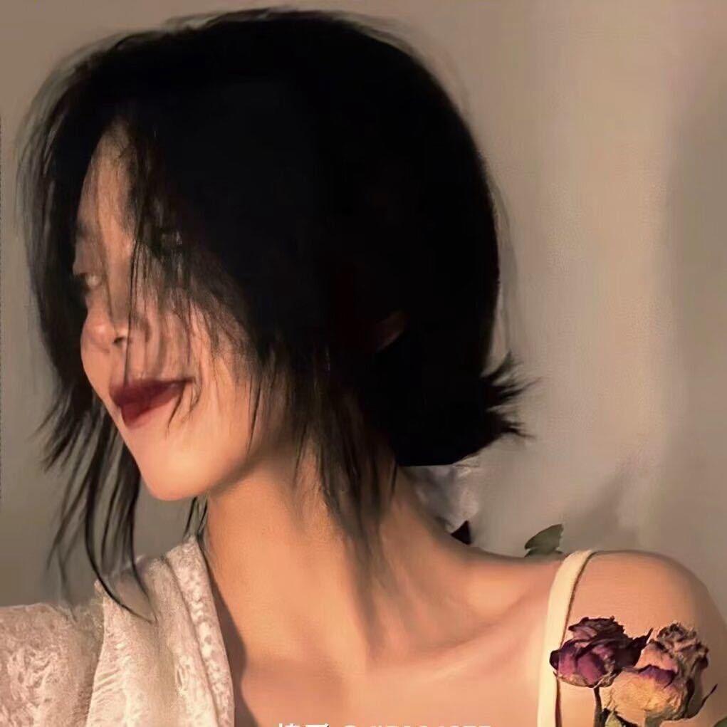 L   🖤