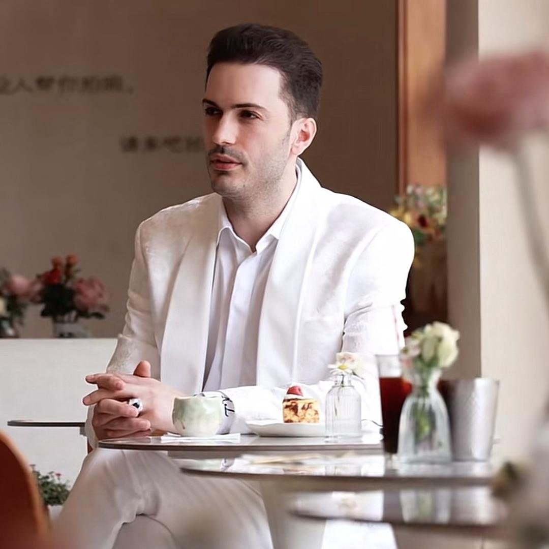 罗兰多的精彩生活