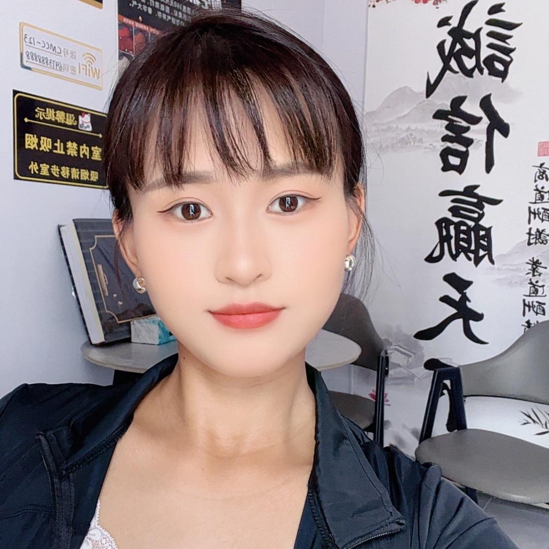 车杰汽车养护（老板娘）