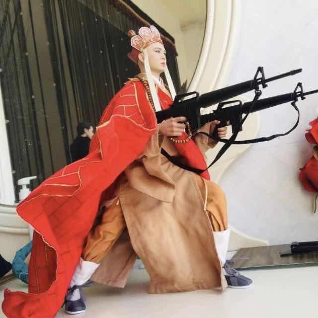 优雅的老登嘻