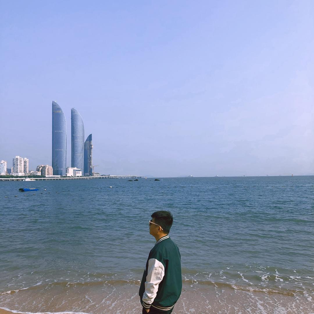 焦浩浩