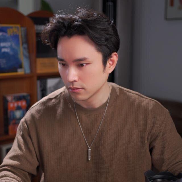 白昼偷月