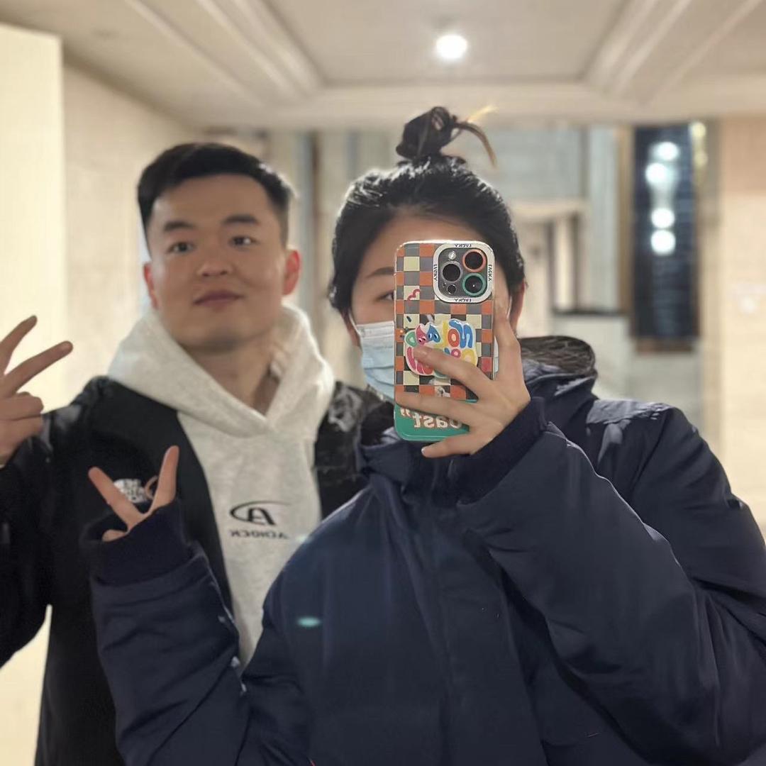 楼少夫妇