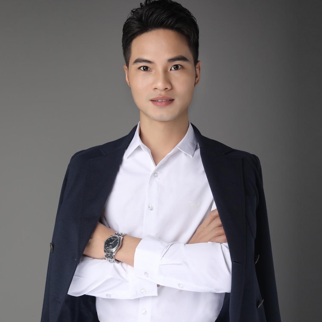 白土阿娣质感烫发