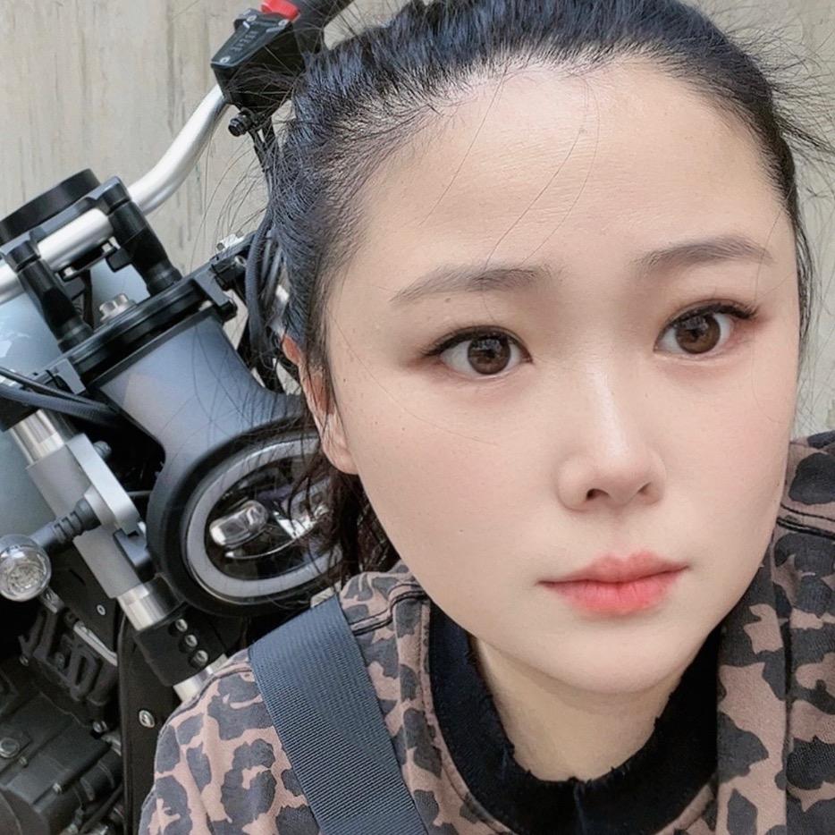 城南晓花🌹红彤彤