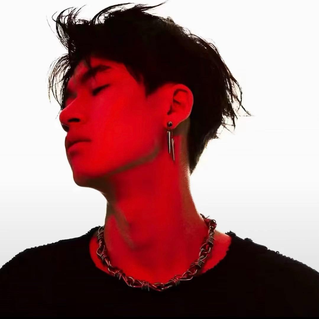 东东🕷️6/6