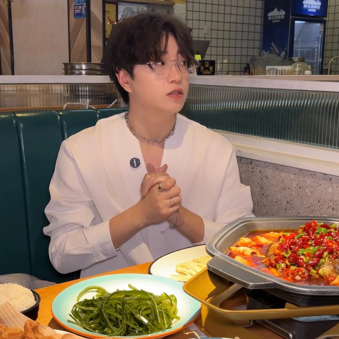 狐狸不会飞🦊