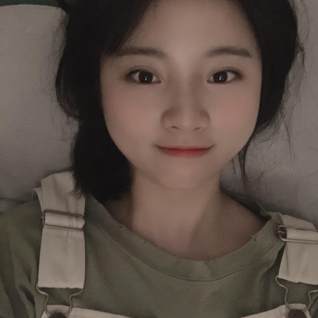 哈莉服饰