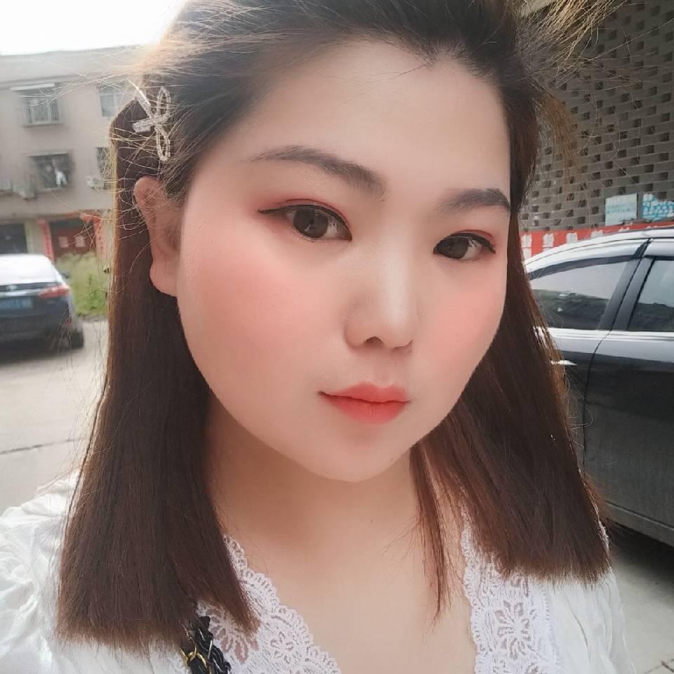 鱼之味烧烤店曼曼