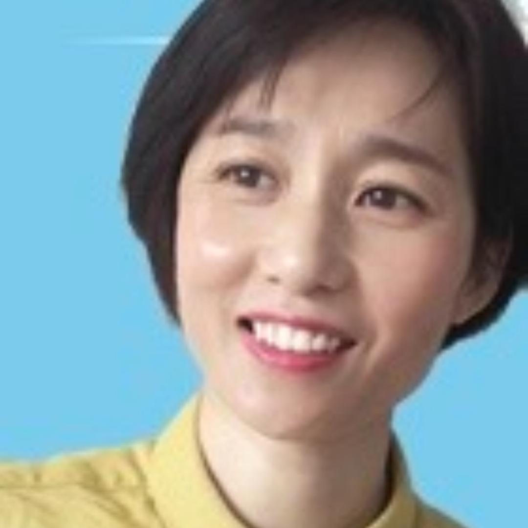 三月