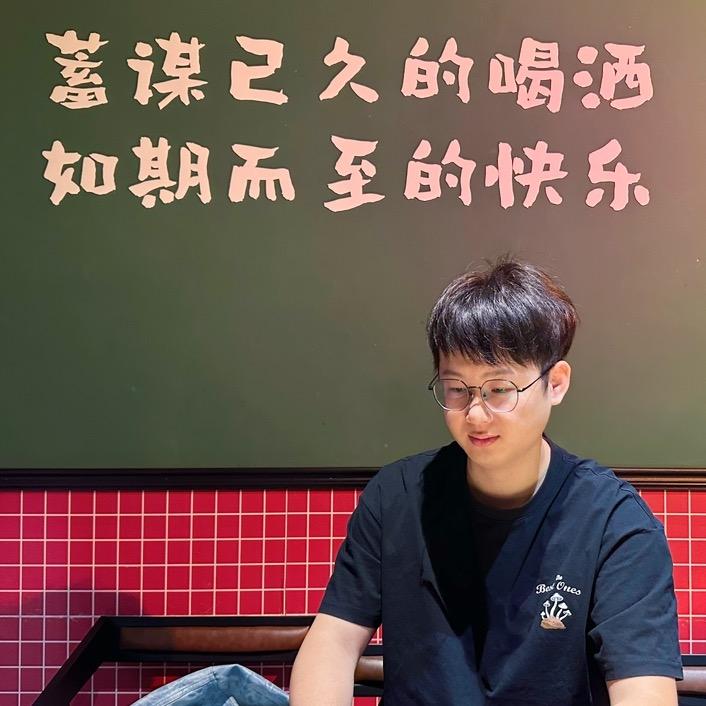 郑淼瀚（推拿康复请私聊)