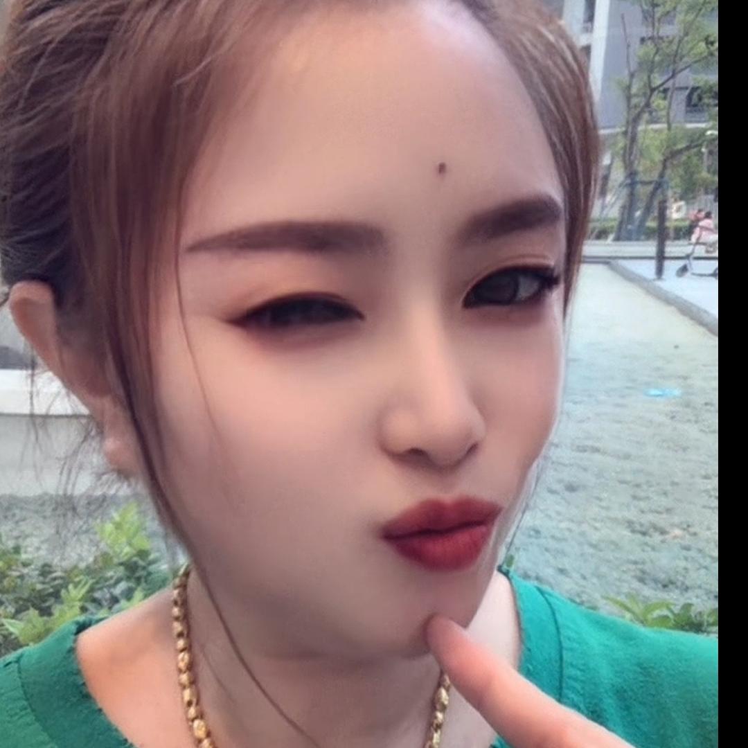 小玥彤