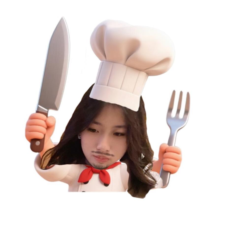 @whosEvelynier