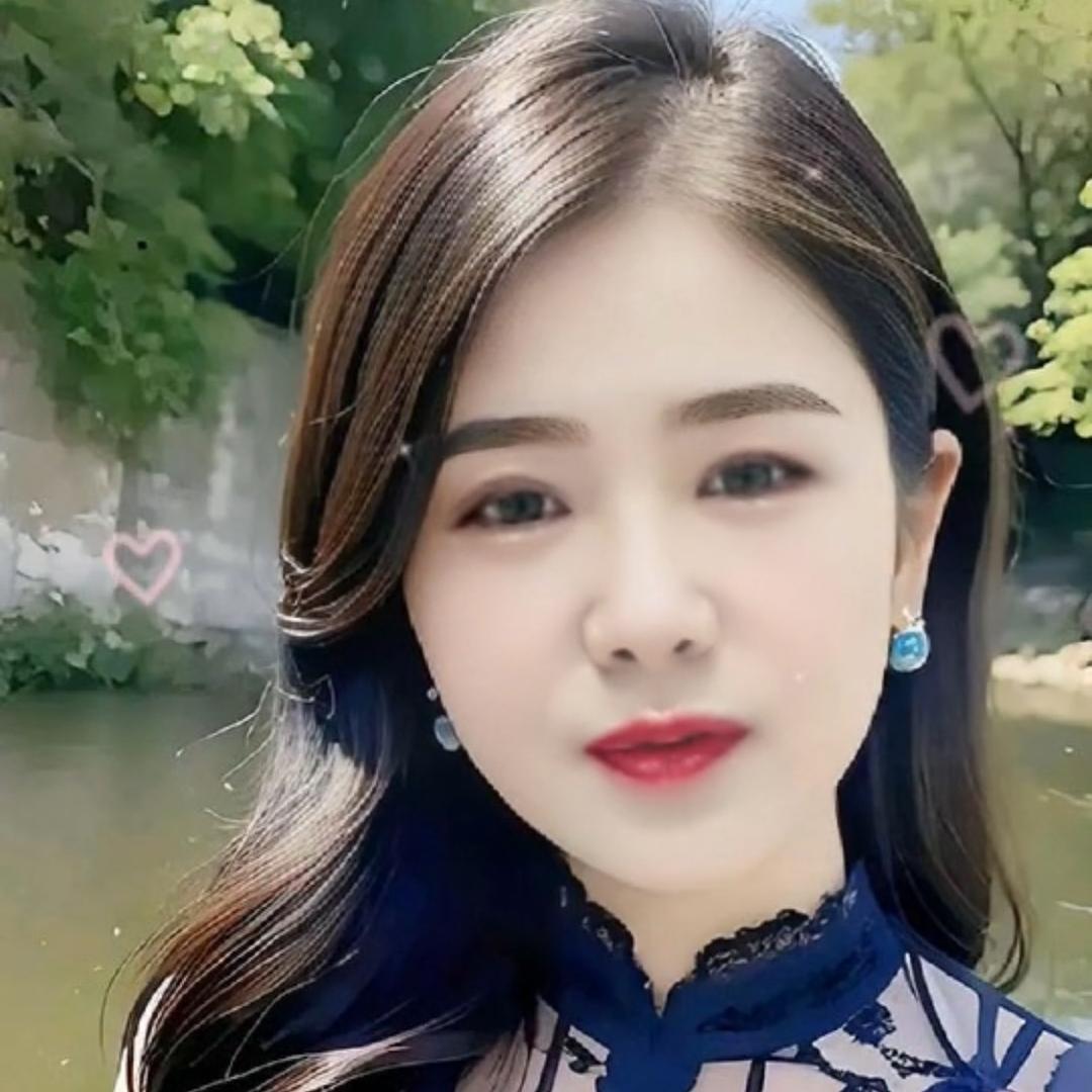 淡然一笑