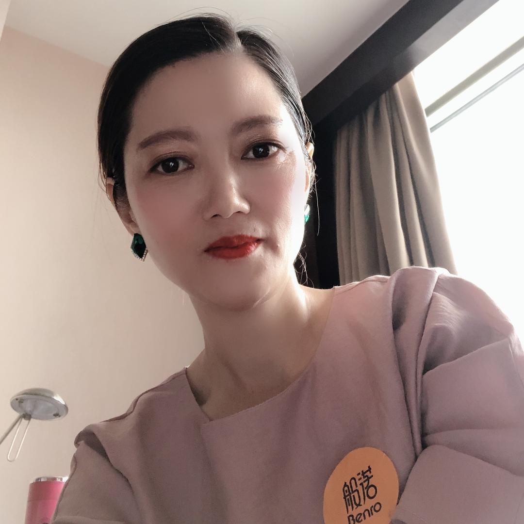 霞霞姐