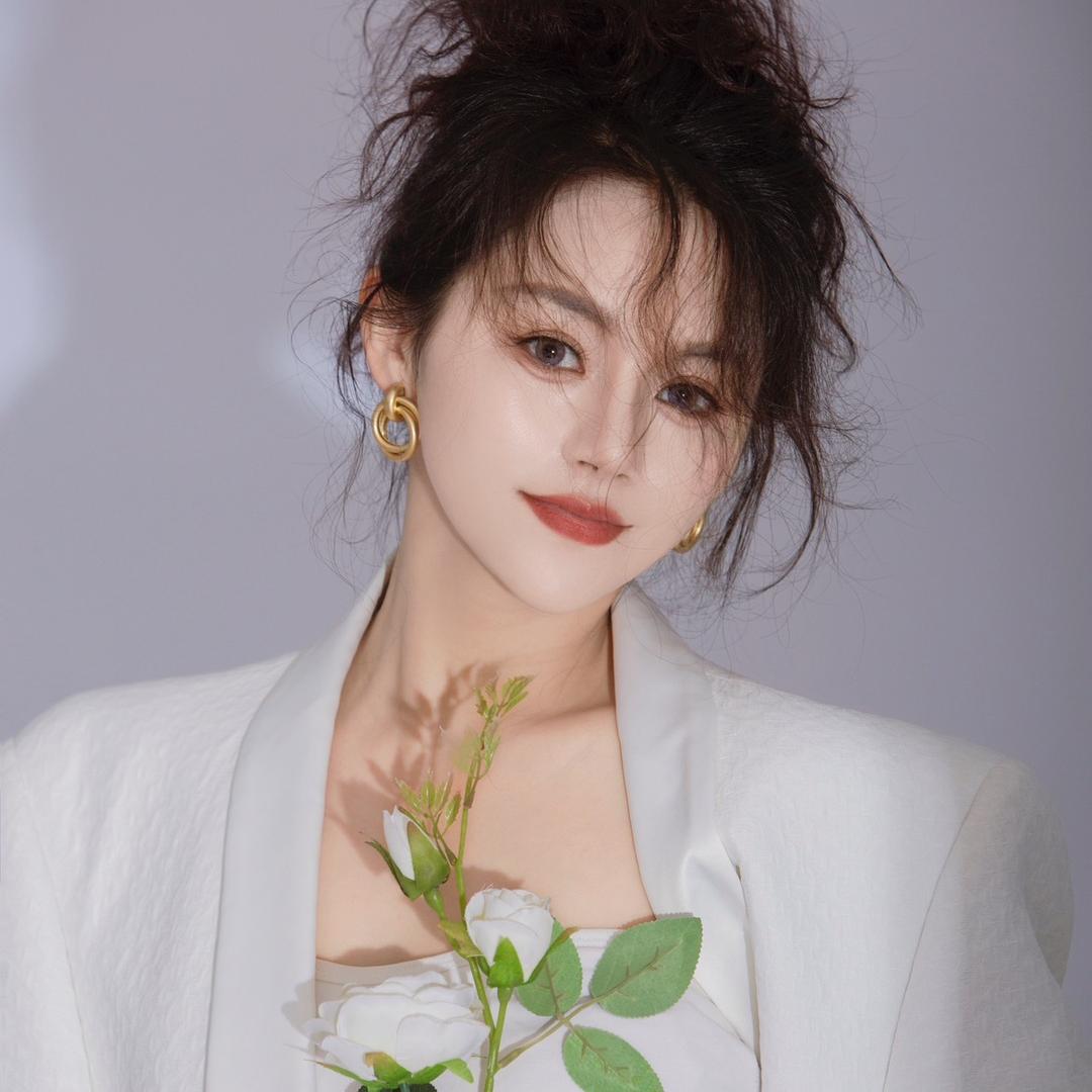 谭雅-星美大地演艺传媒