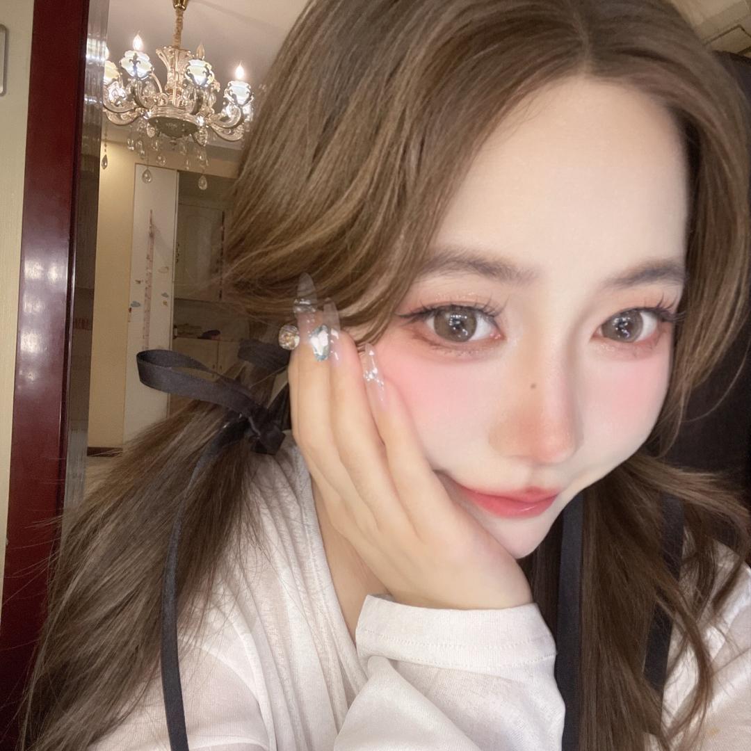 一只小椿花🌷