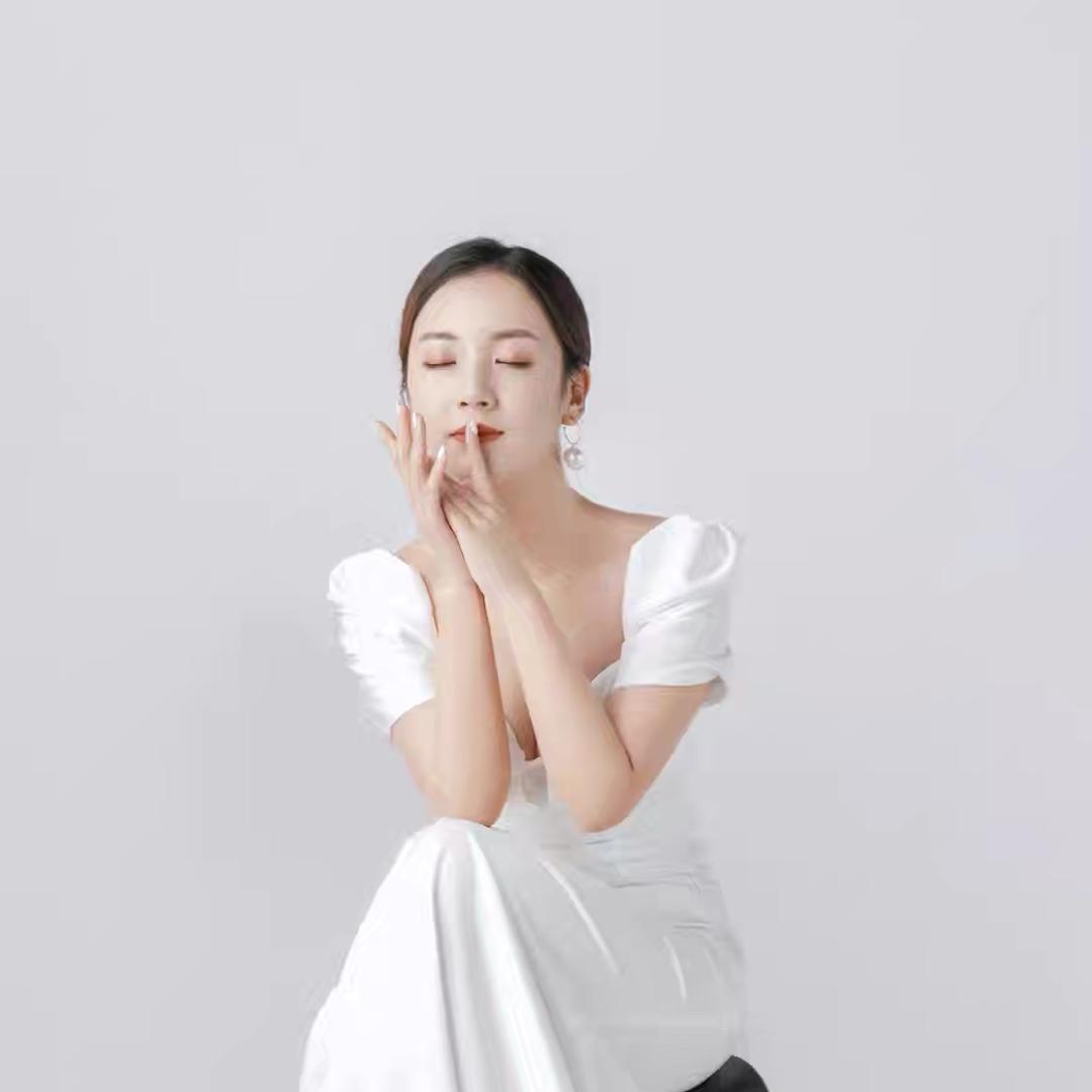 小柒📚
