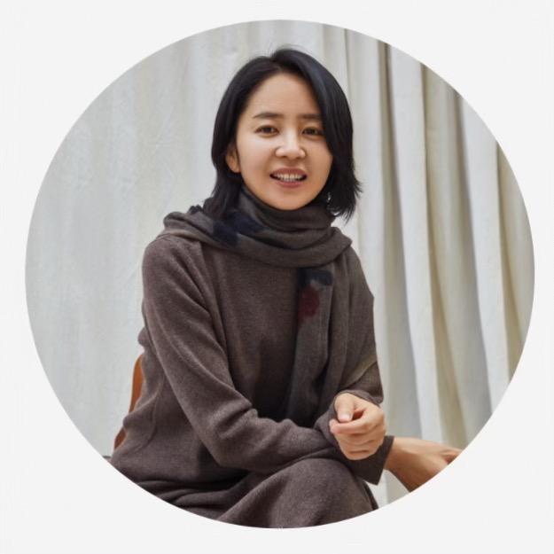 瓦莎路亚羊绒大衣精选