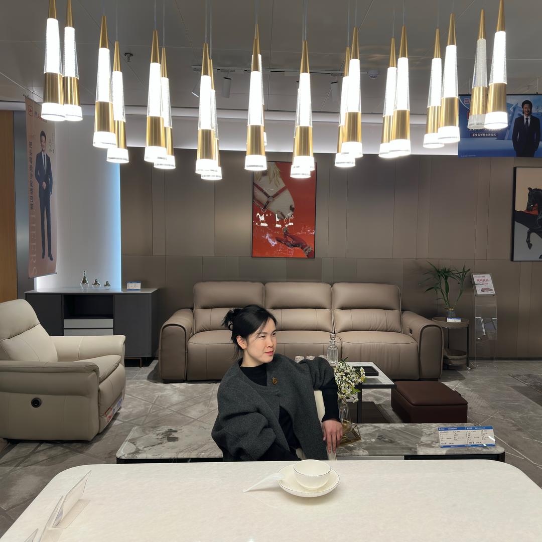 一身“范”骨女士🌸