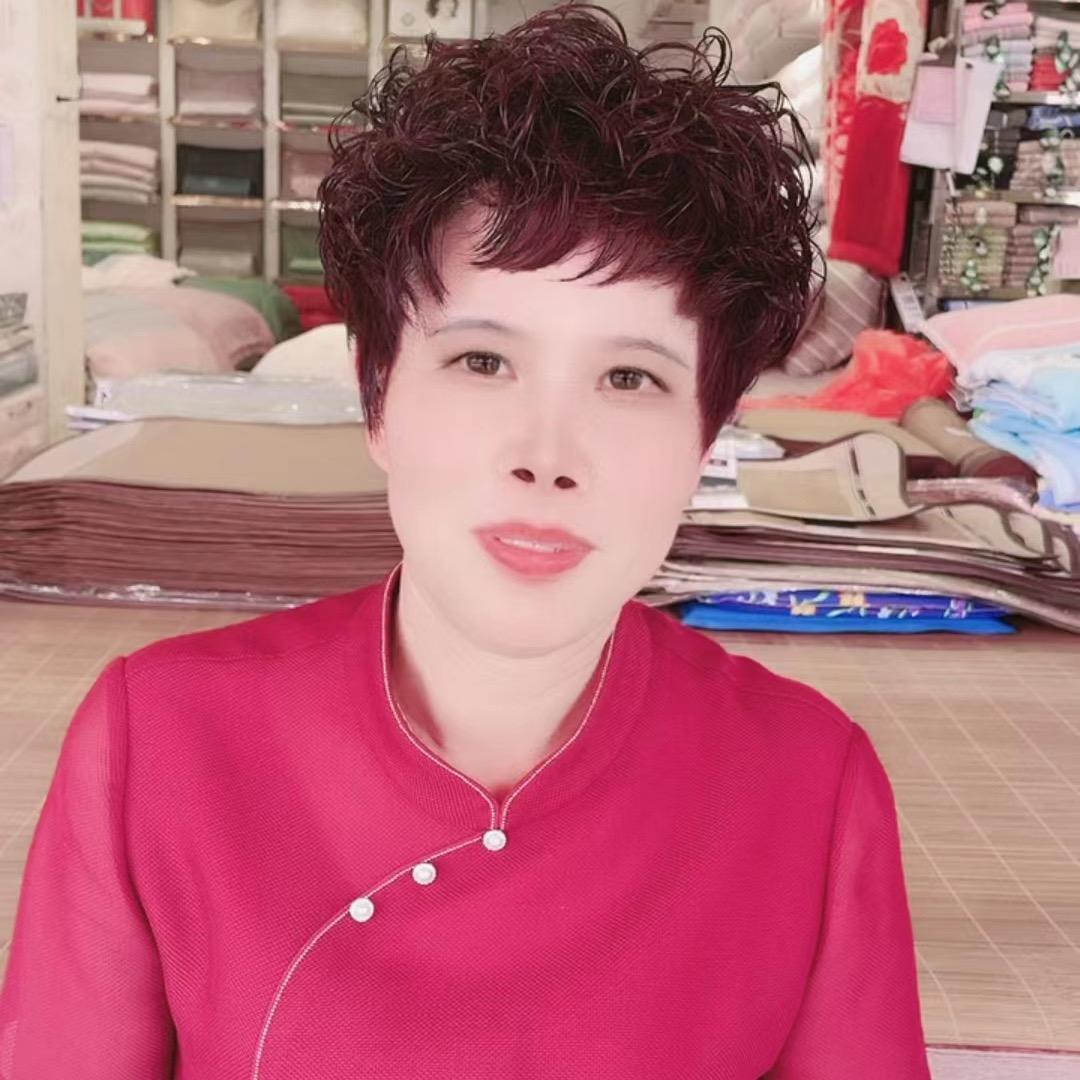 曹美泉内衣店