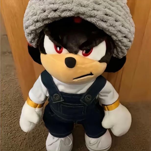 七  月