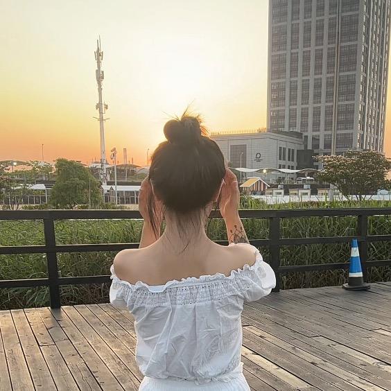 @小琴