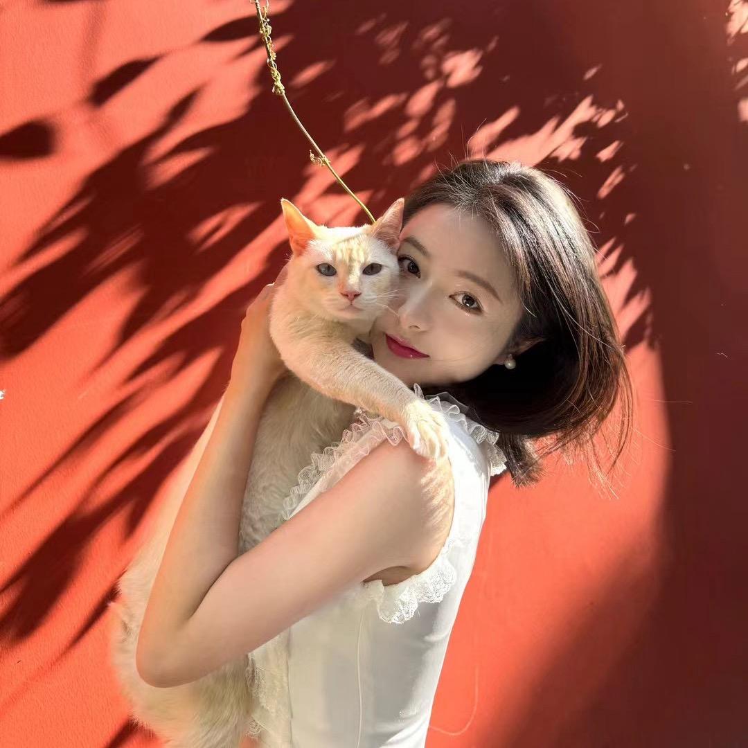 辉美丽