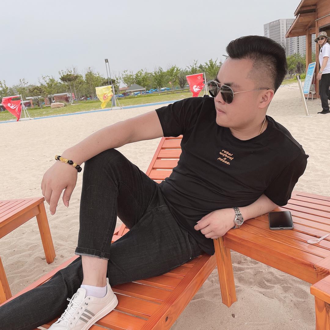 二老板美娃鱼火锅-二老板烧烤碳锅