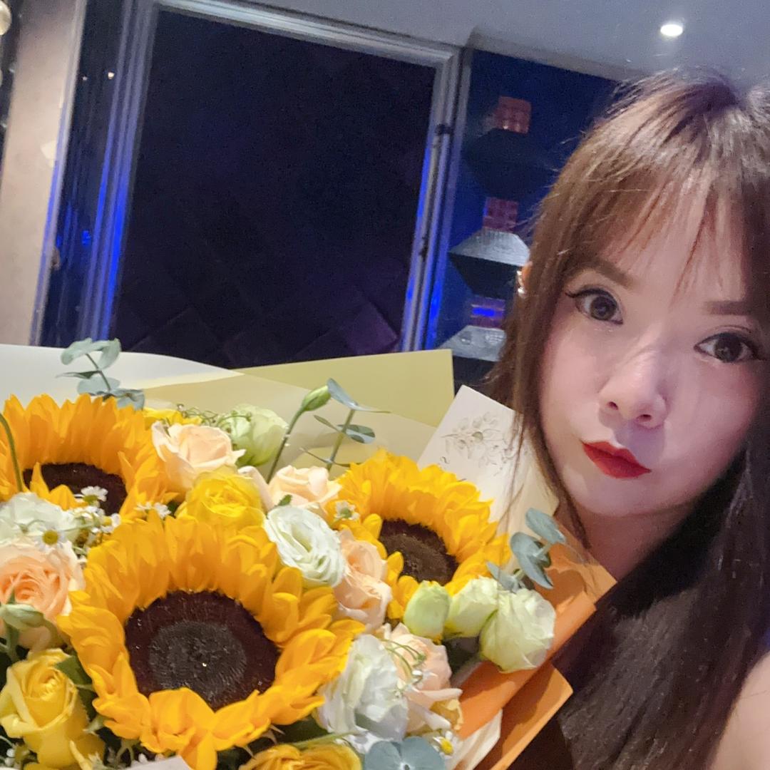 美人鱼🧜‍♂️、