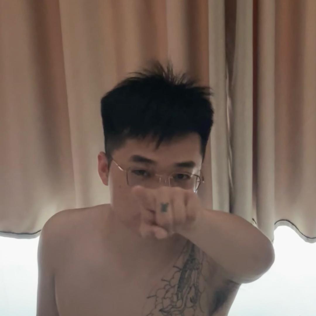 下海的船.