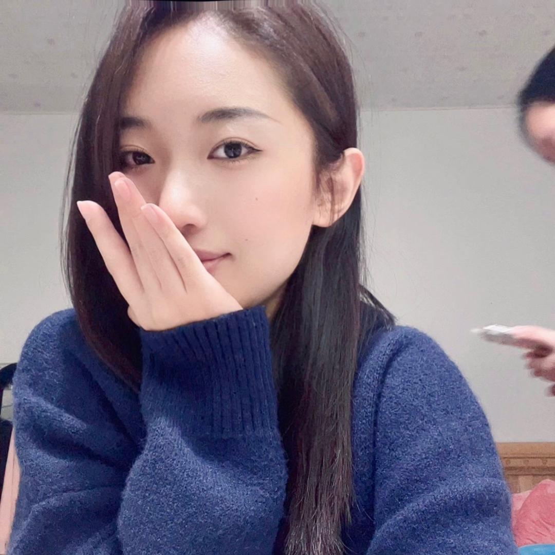 爱吃小布丁