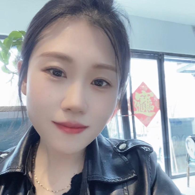 何小姐
