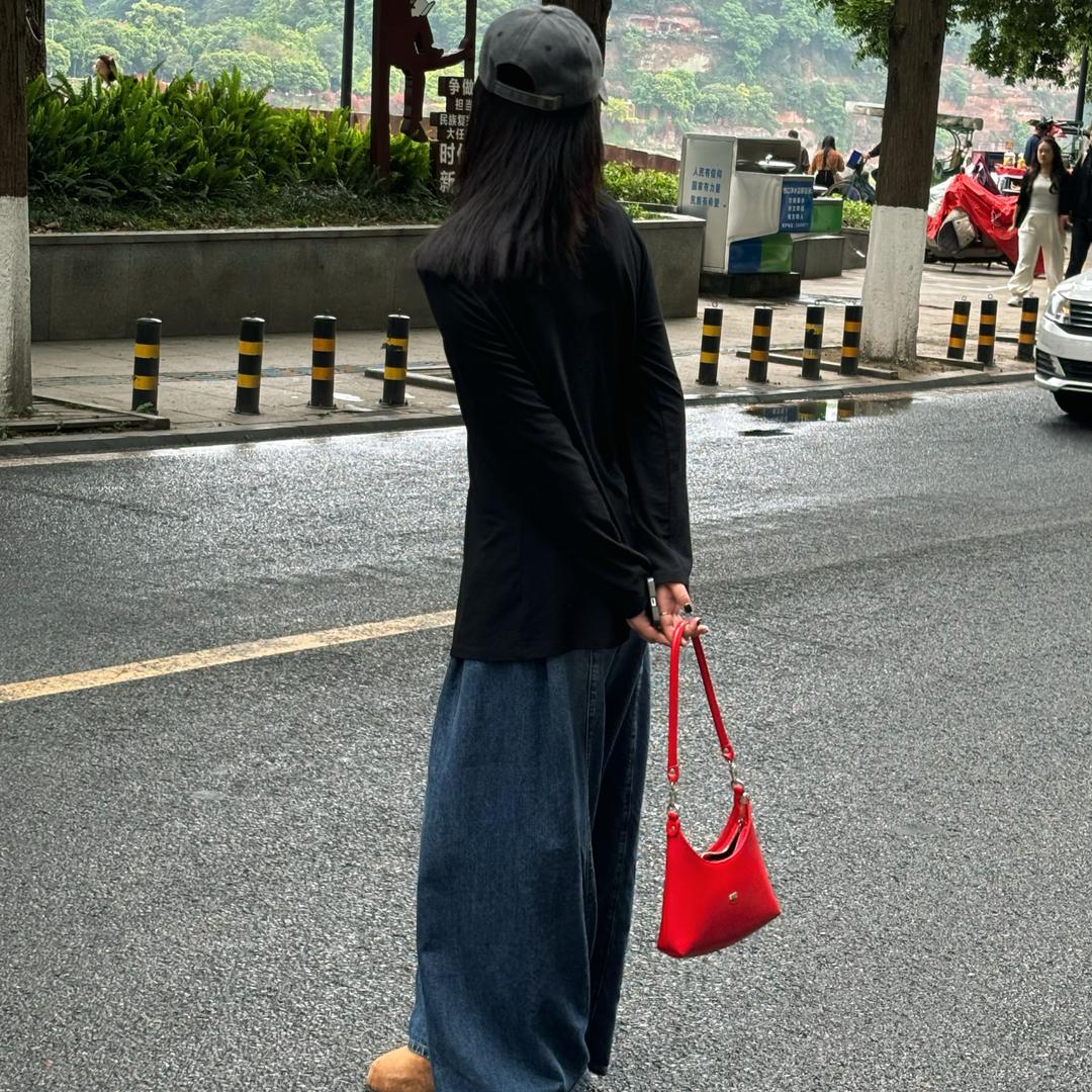 敏敏君（代画）