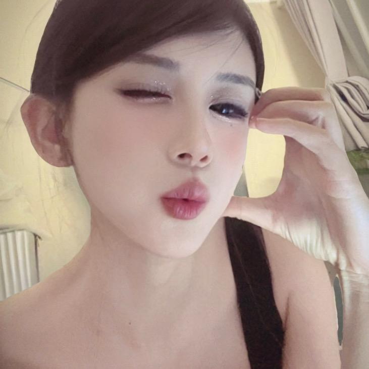 小月亮🌙