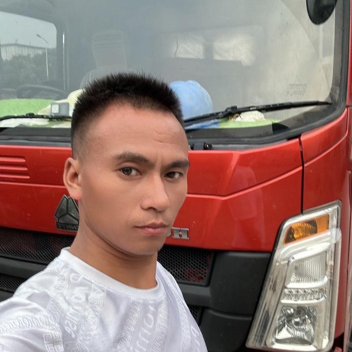 龙宝，爱唱歌