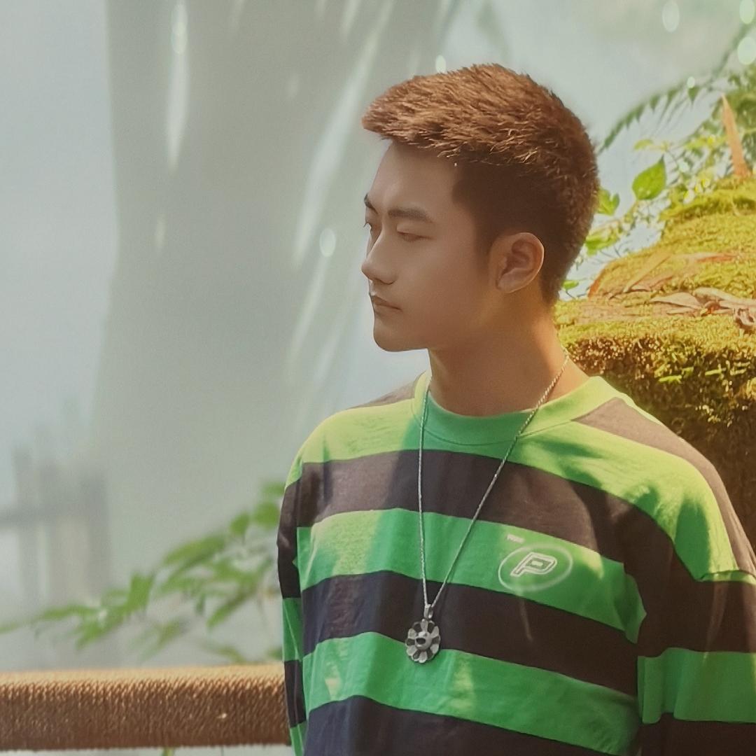 🌈帅帅的白狗🍔