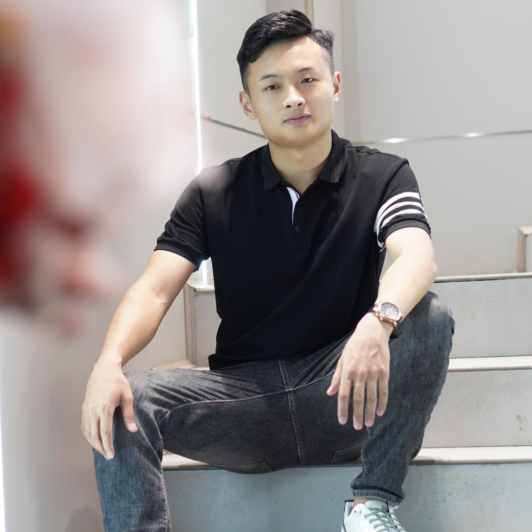 萧逸同学