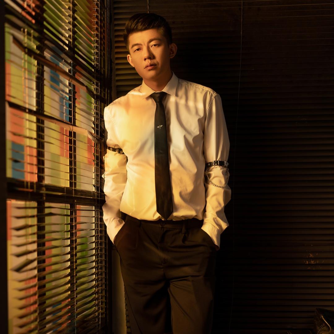 川农小陈