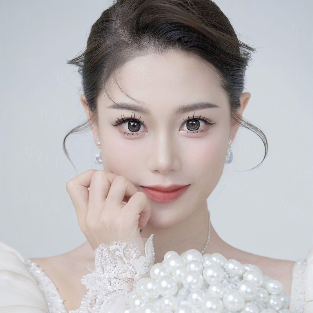 邓贇