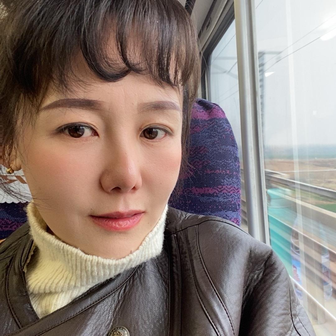 果果舒钟慧🏠的头像