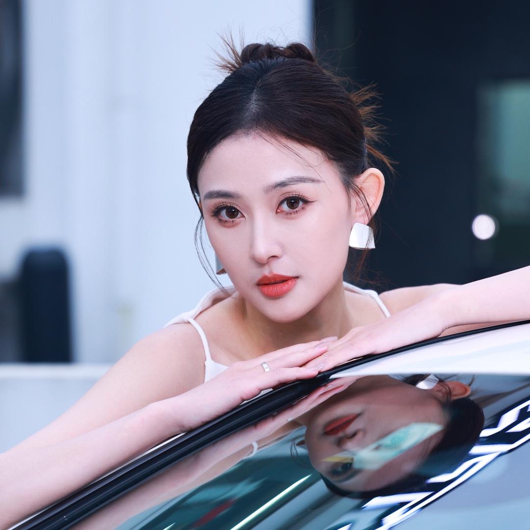 微微超爱车@抖音