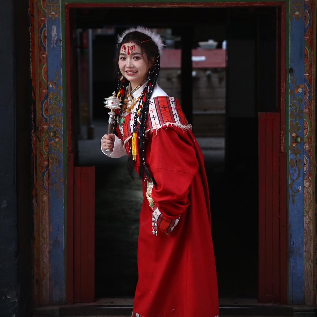 华玲