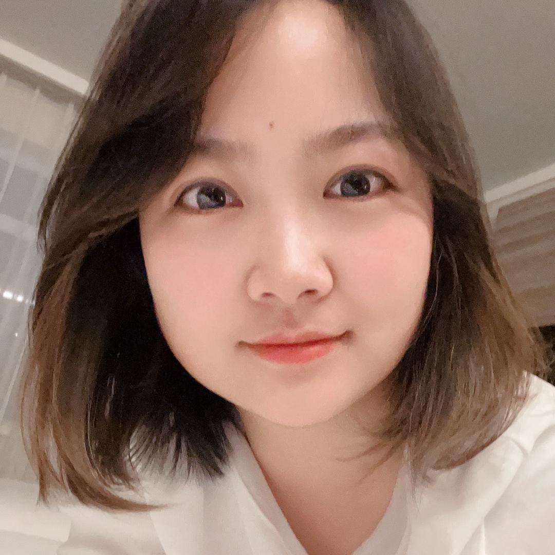 范范弟媳（张月）