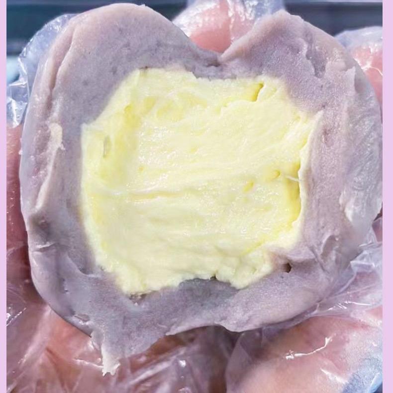 饱饱甜品工厂店