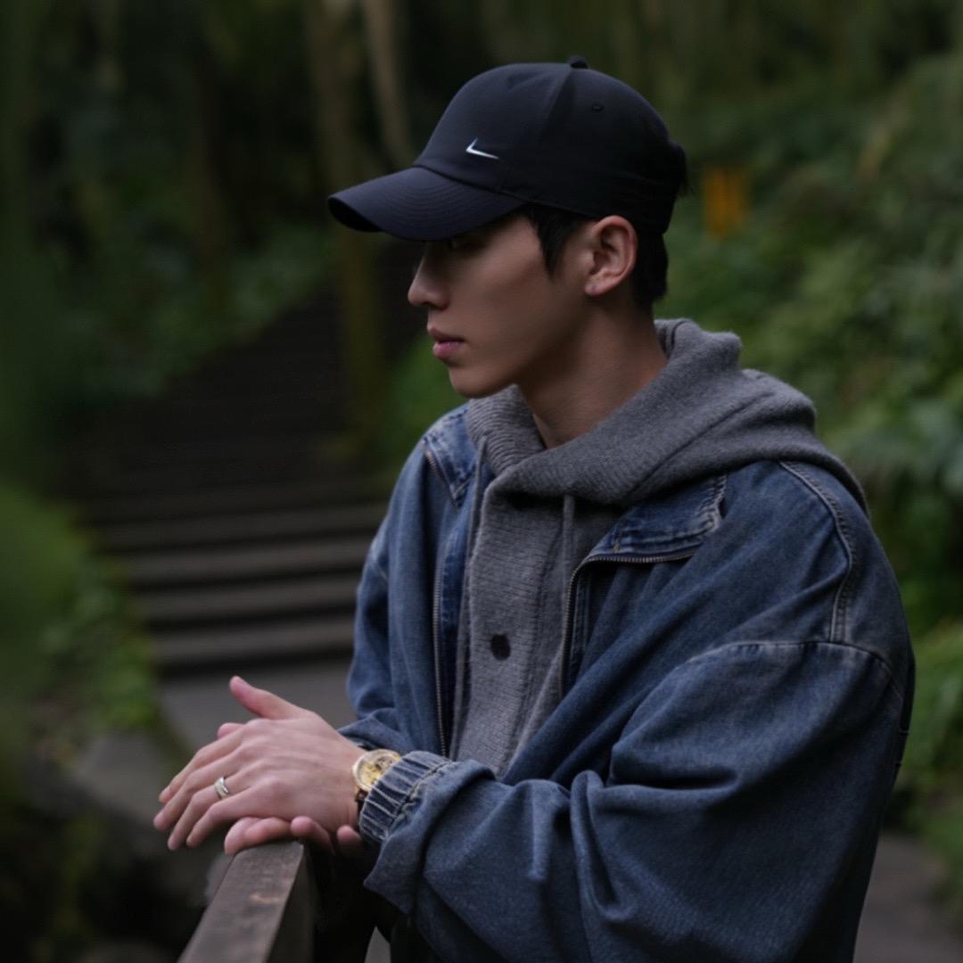 刘晗