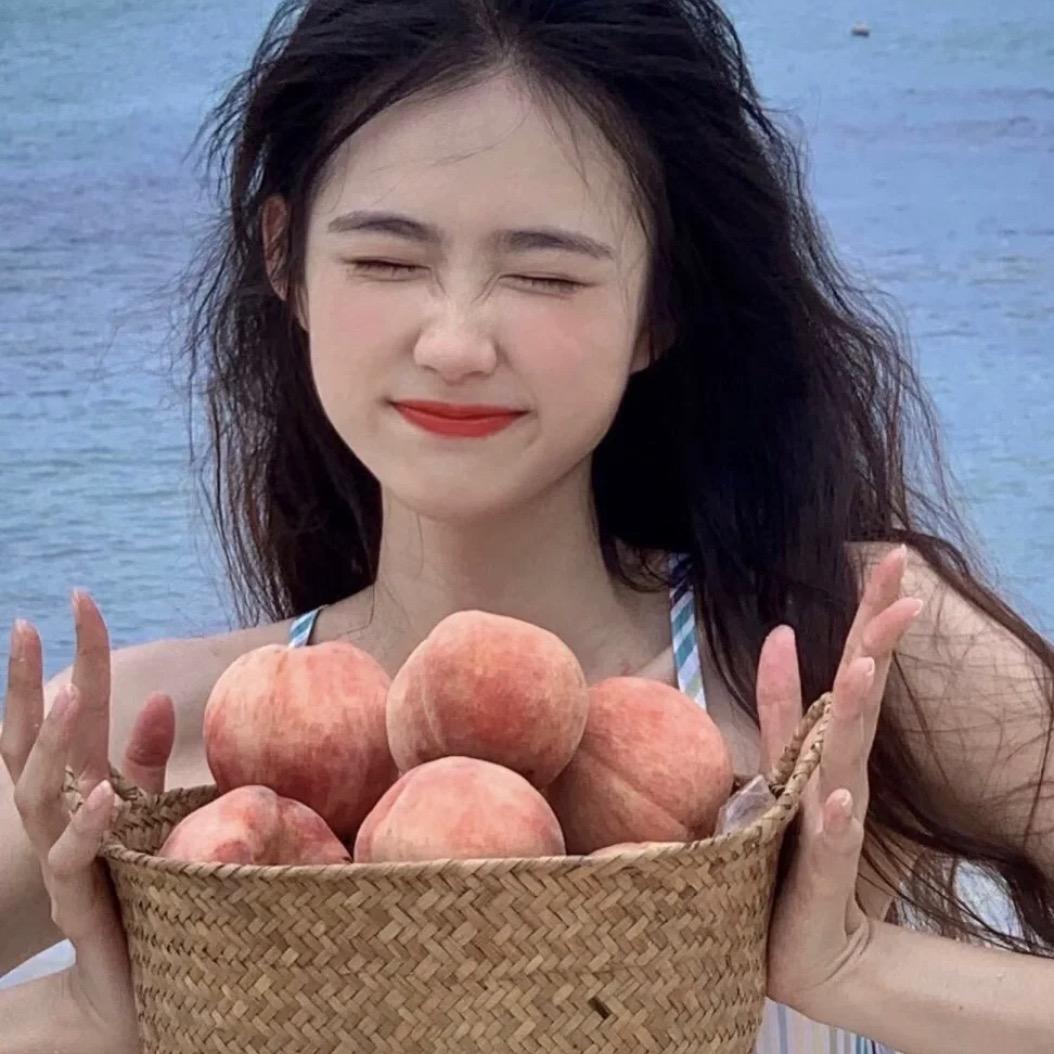 黄盼盼、