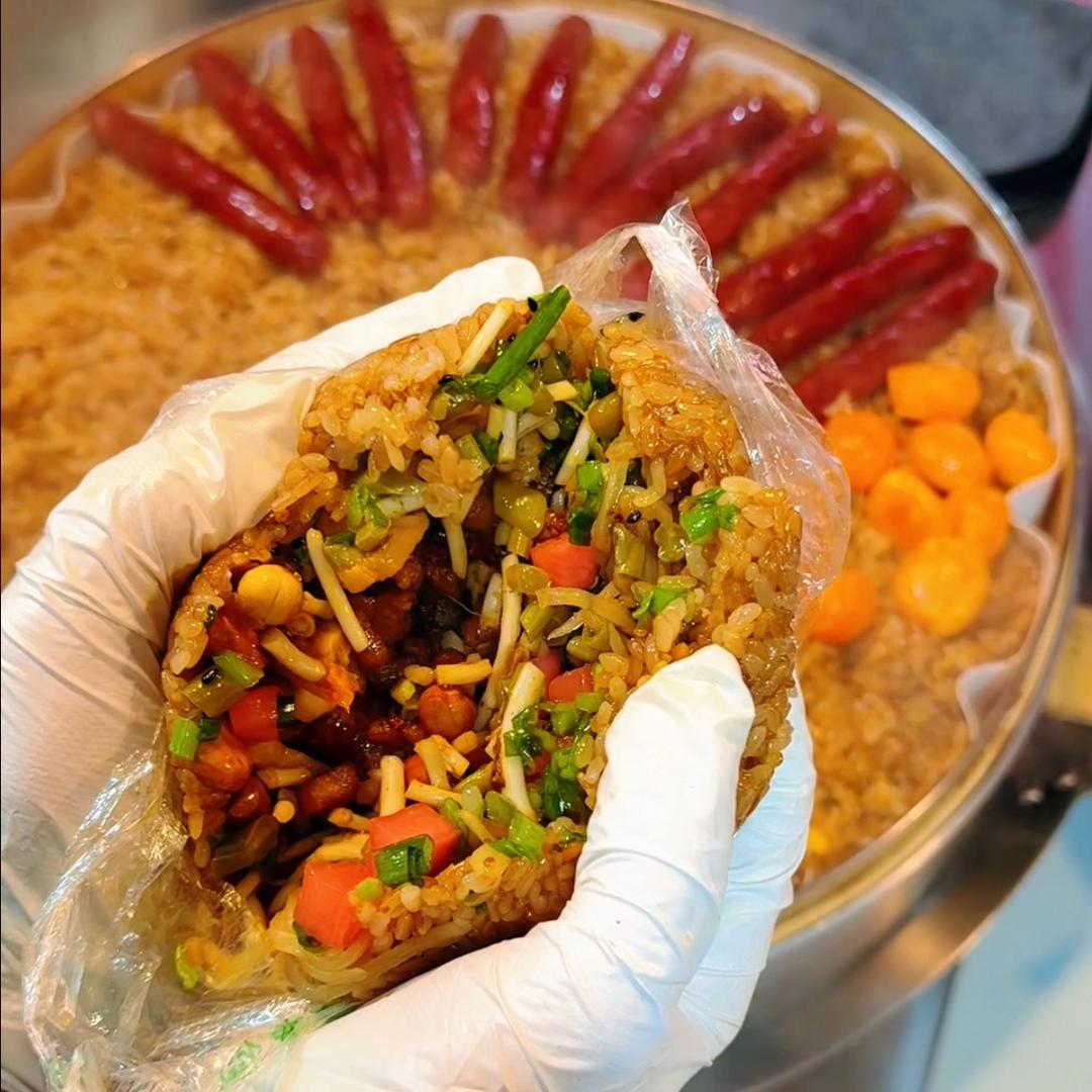 鸿港夜市75号贵州糯米饭